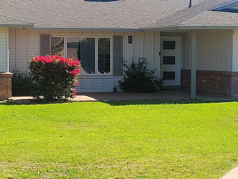 1645 E Pebble Beach Dr — Photo 5