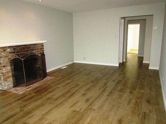 2nd image of 1249 Sabrina Ct