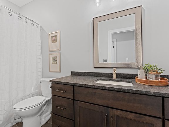 5th image of 468 Panorama Cir NW