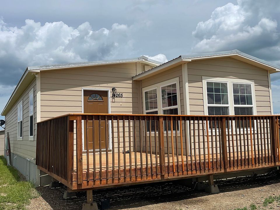 1st image of 14265 Hillview Estates Dr