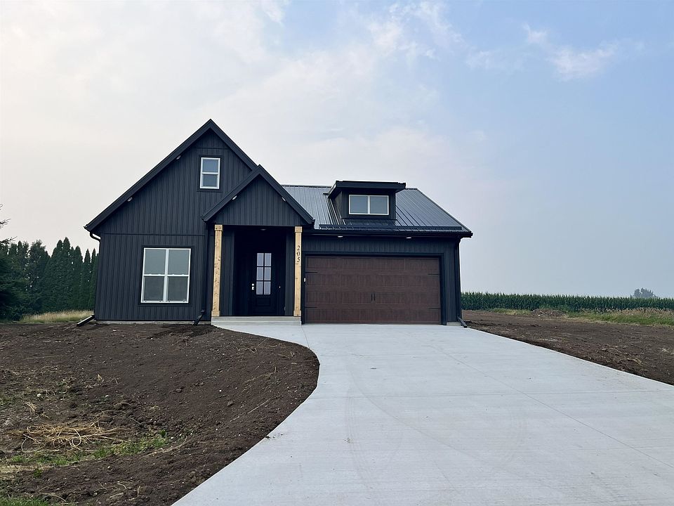 1st image of 205 W 2nd