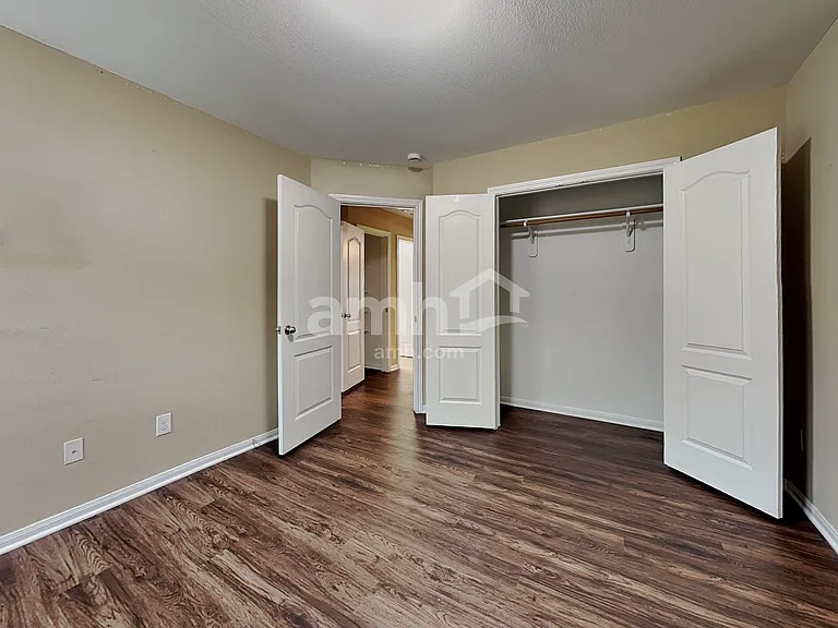 28606 Lockeridge Farms Dr — Photo 16