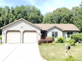 22817 Arbor Pointe Dr, South Bend, IN 46628