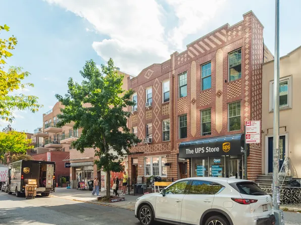 146 North Seventh Street image 10 of 36