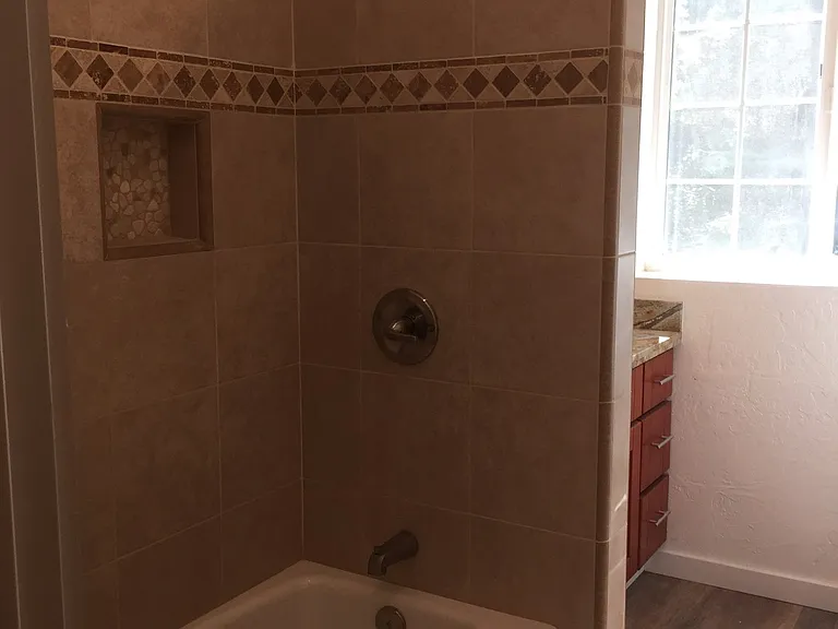 Empire Grade — Photo 5