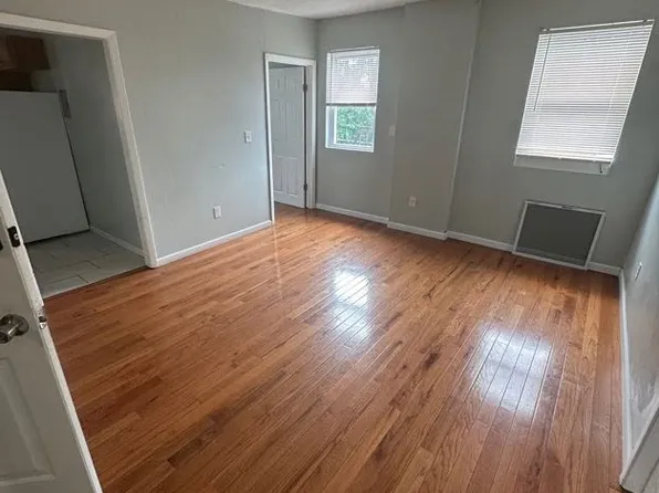 842 Congress Ave, New Haven, CT