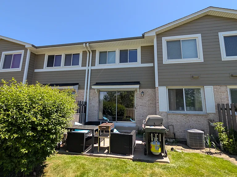 424 Mallard Dr — Photo 21