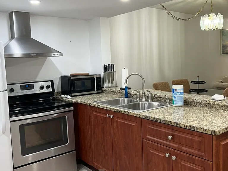 702 Windsong Cir #702 — Photo 5