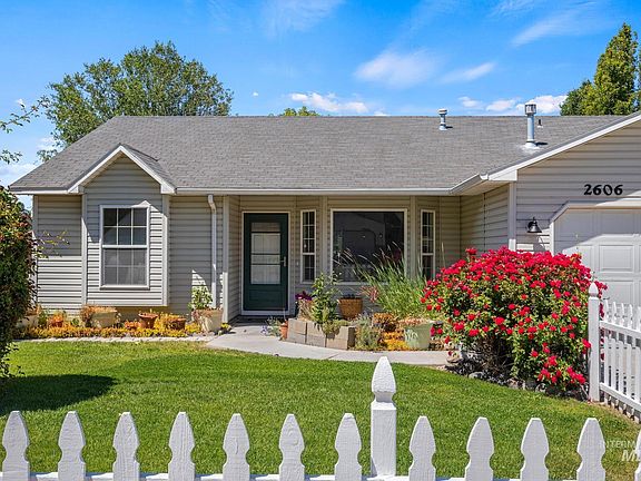 4th image of 2606 E Spicewood Ave