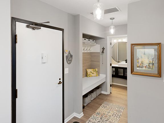 4th image of 2265 Youngman Ave APT 404