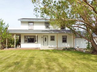 2200 Willow Creek Rd, Casper, WY 82604