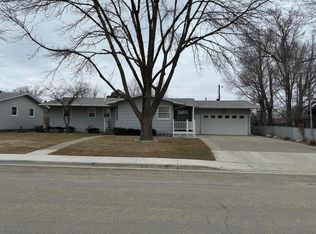 2211 Prospect Ave SE, Aberdeen, SD 57401