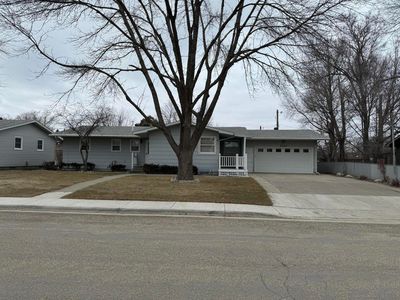 2211 Prospect Ave SE, Aberdeen, SD, 57401