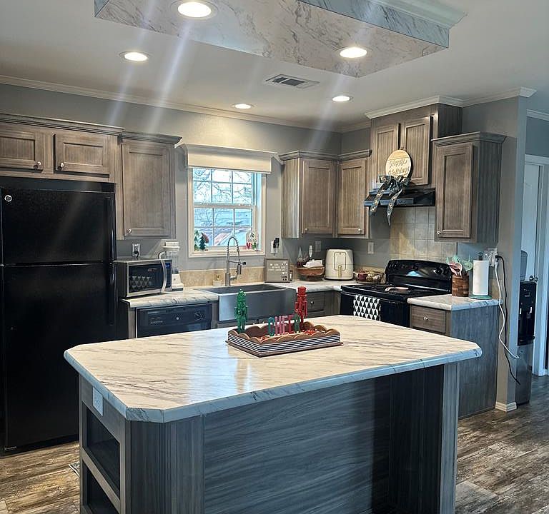 107 E 4th St, Iraan, TX 79744 MLS 148258 Zillow