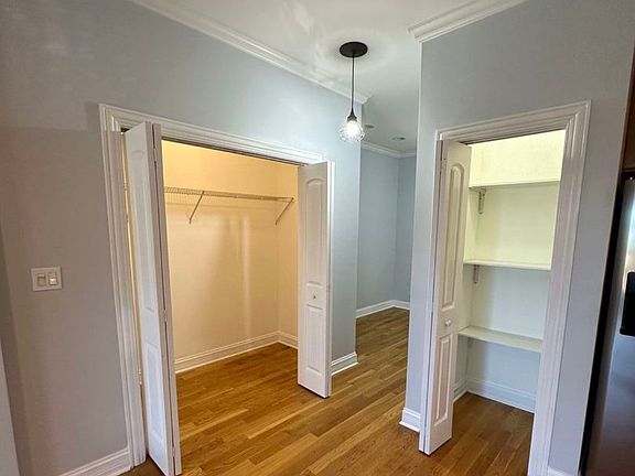 4th image of 6229 N Richmond St APT 2S