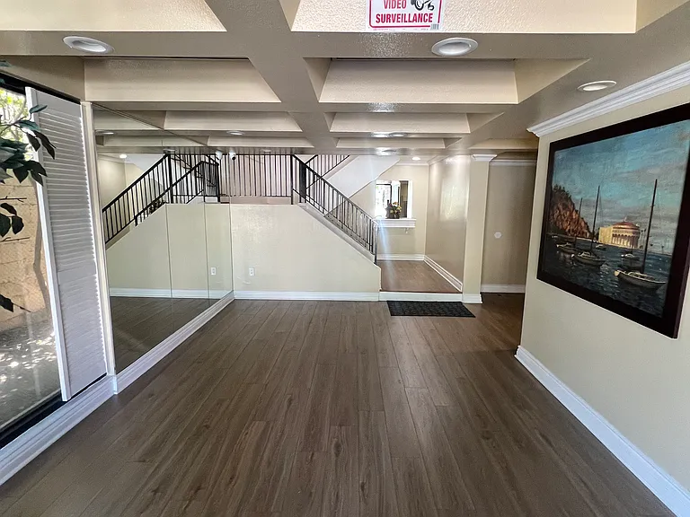 4307 Whitsett Ave #204 — Photo 64