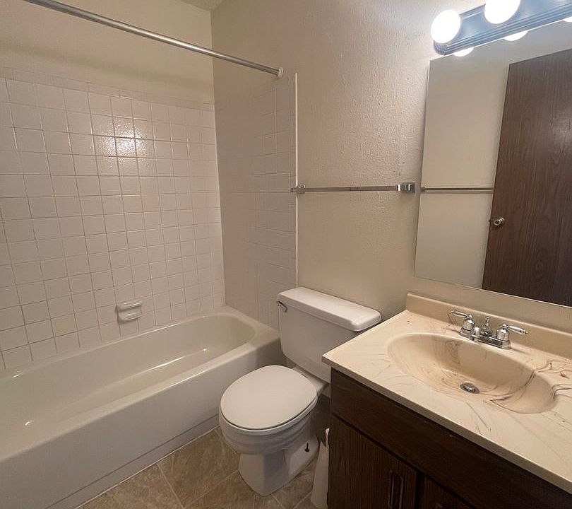 2nd image of 2601 14th St S #17