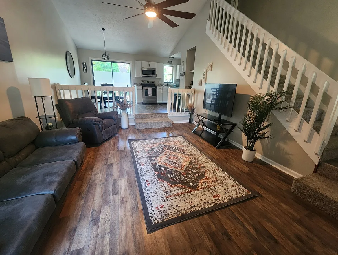 3 bed, 1443 sqft, $850 — Photo 3