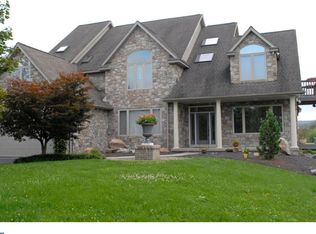 155 Brookshire Ln, Orwigsburg, PA 17961