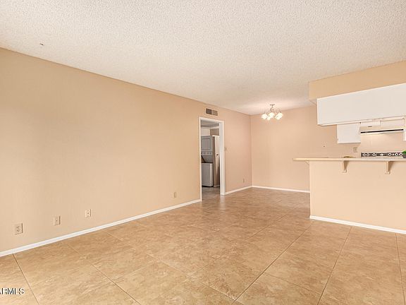 4th image of 1111 E UNIVERSITY Drive #240