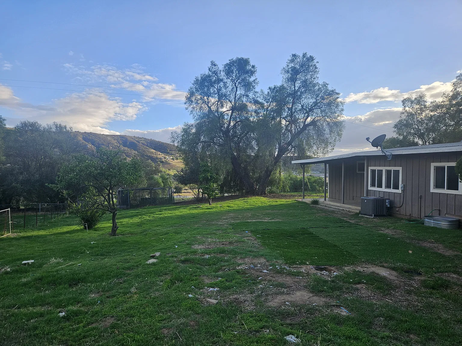3 bed, 2051 sqft, $3,900 — Photo 3