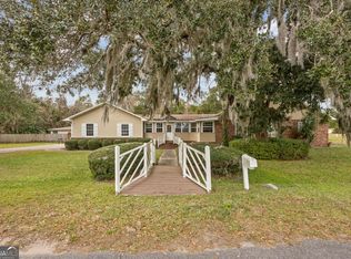 208 E Hall St, Saint Marys, GA 31558