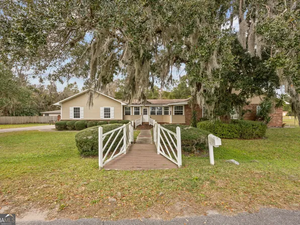 208 E Hall St, Saint Marys, GA 31558