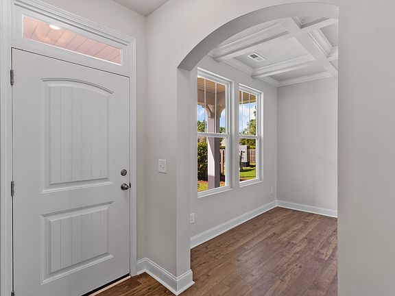 2nd image of 312 W Goldeneye Ln