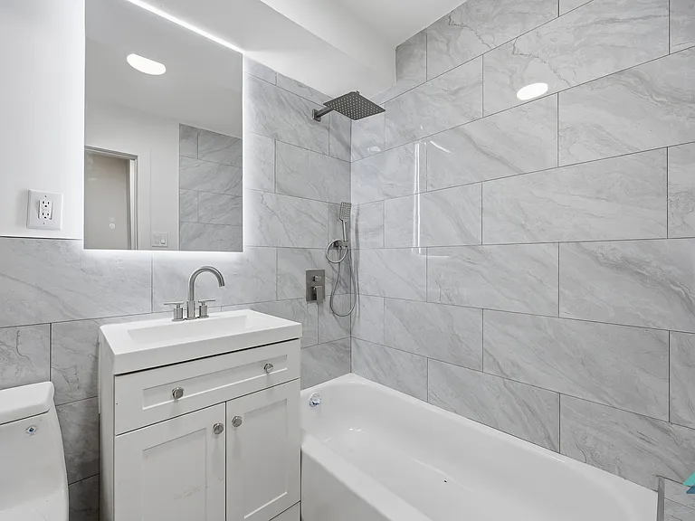 244 Macdougal St #2B — Photo 5