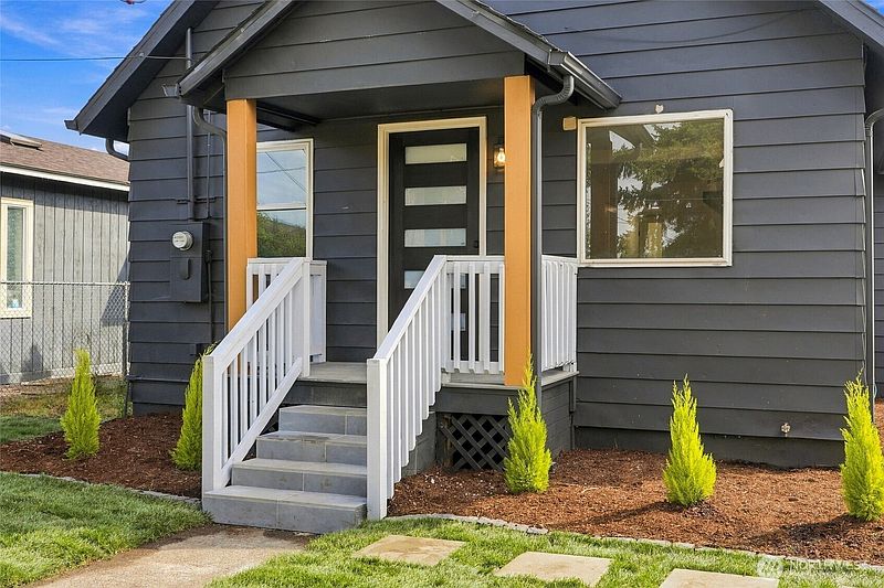 5th image of 506 L Street SE