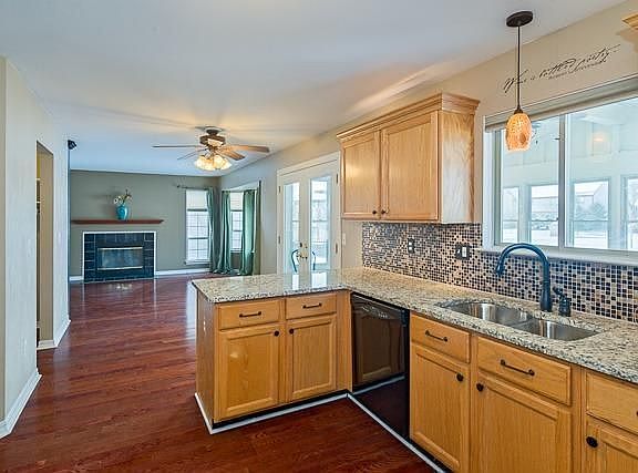 2nd image of 5596 Justin Ct