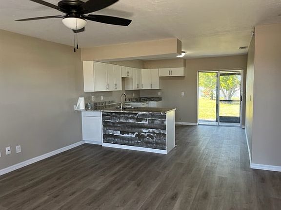 3rd image of 706 Andalusia Blvd #706