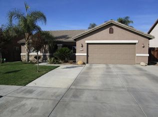 2526 E Chestnut Ave, Visalia, CA 93292