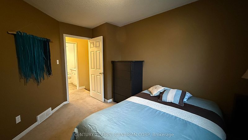 London House for rent - 3 Bedrooms — photo 13