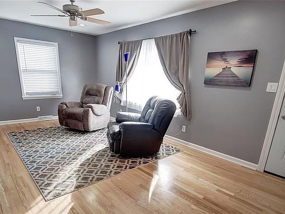 3rd image of 441 Orrville Ave