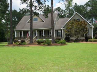 186 Shadowood Dr, Moultrie, GA 31768