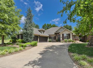 2703 E Chinkapin St, Springfield, MO 65804