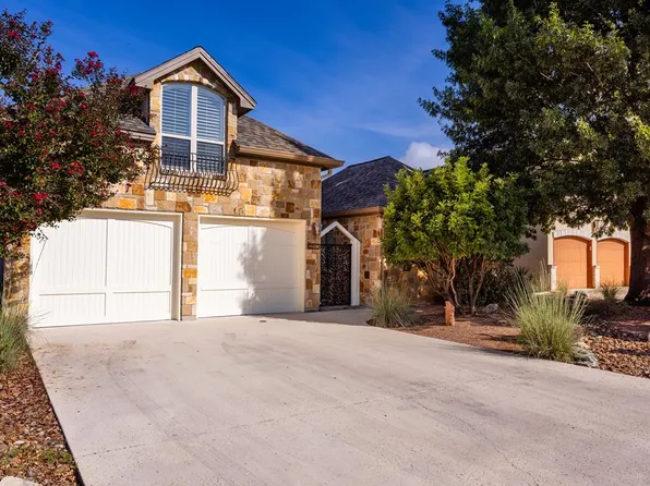 2885 Rock Barn Dr, Kerrville, TX 78028
