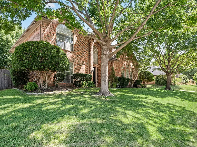 3316 Lexington Ave — Photo 44