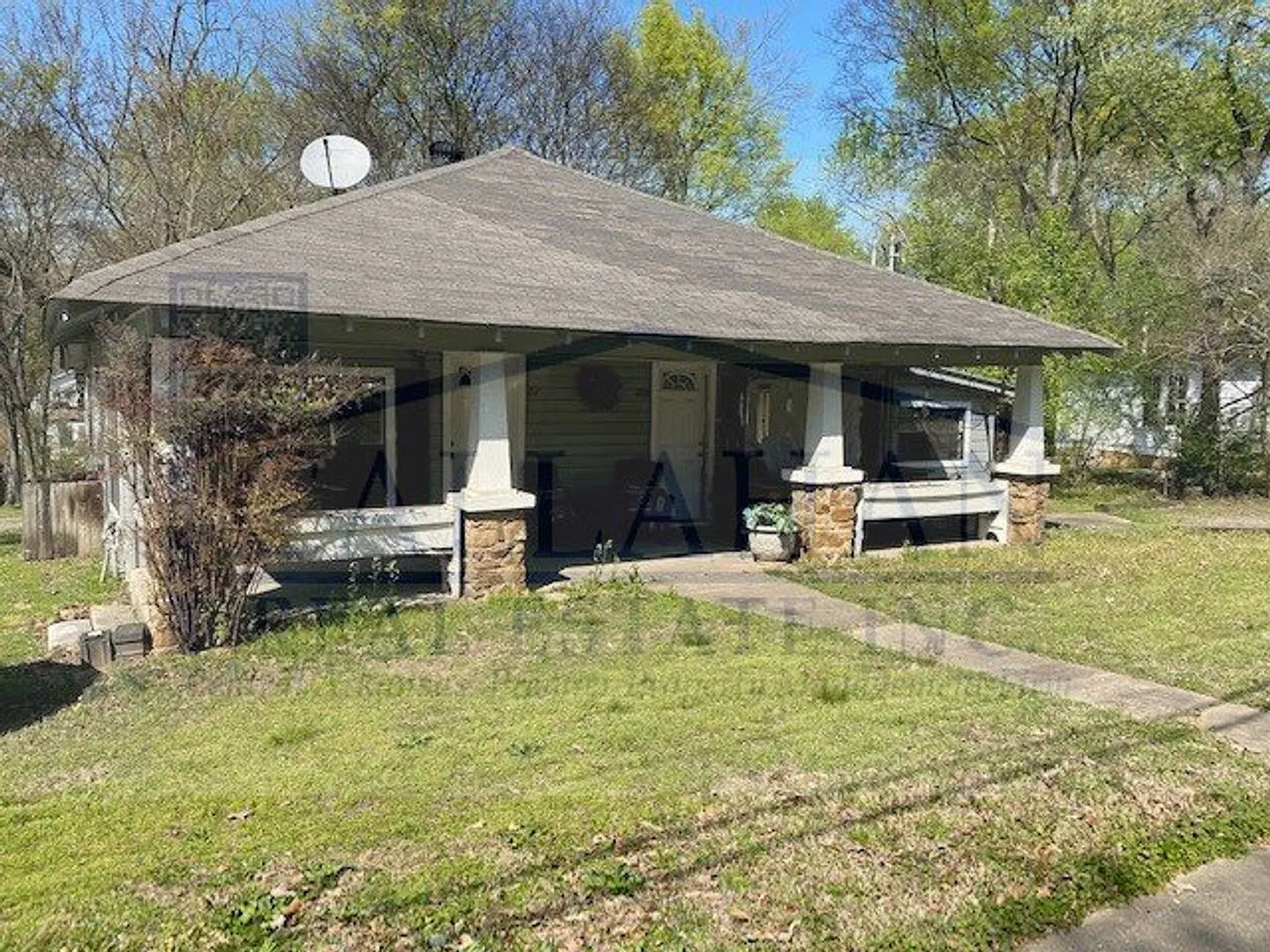 NLR 1 Bedroom Duplex — Photo 3
