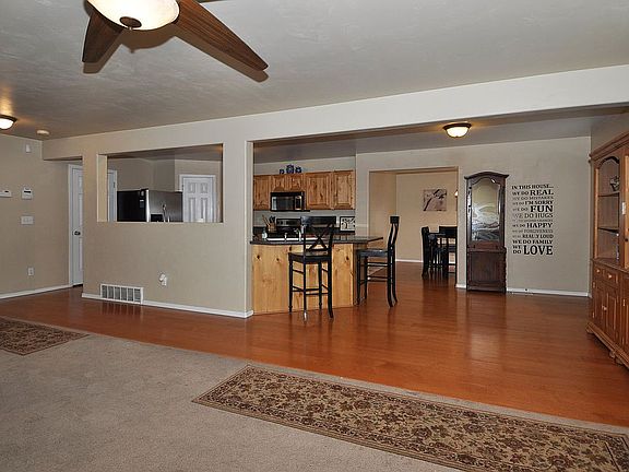 4th image of 8388 S Oak Vista Dr