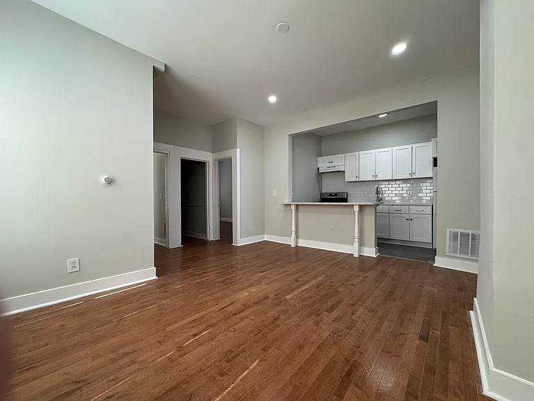 235 Davenport Ave #1A — Photo 9