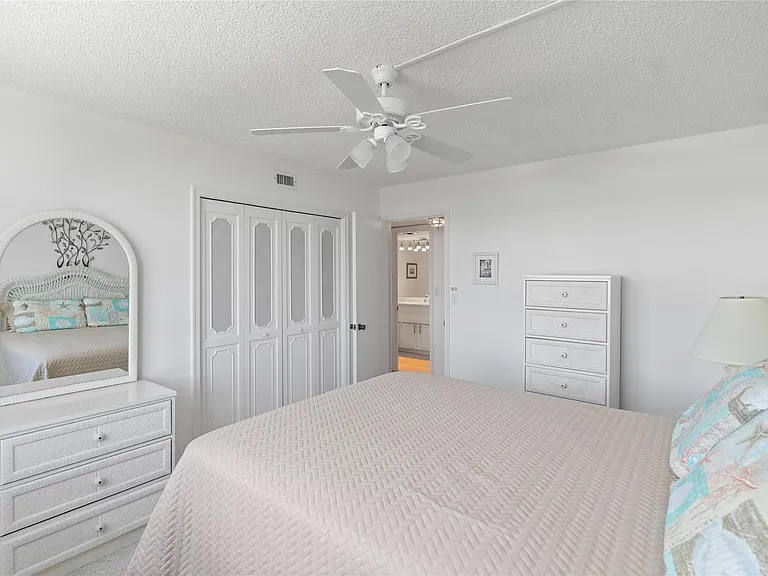 5200 N Ocean Blvd #710B — Photo 20