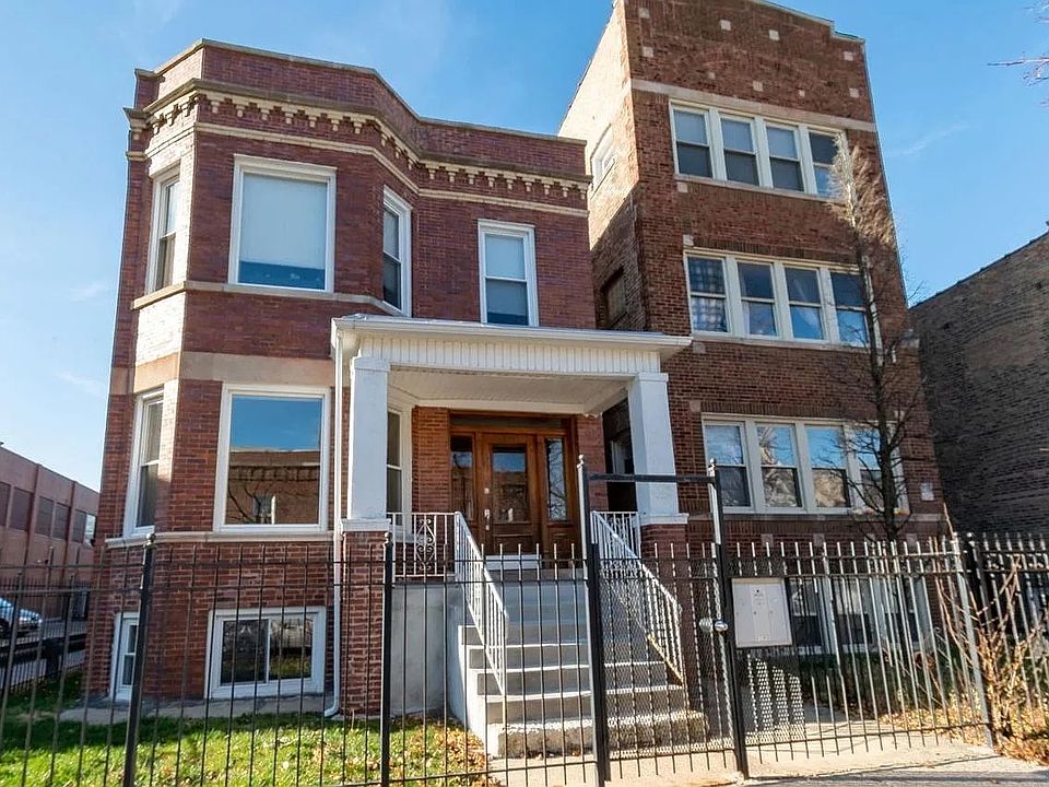 1st image of 2238 N Hamlin Ave #2