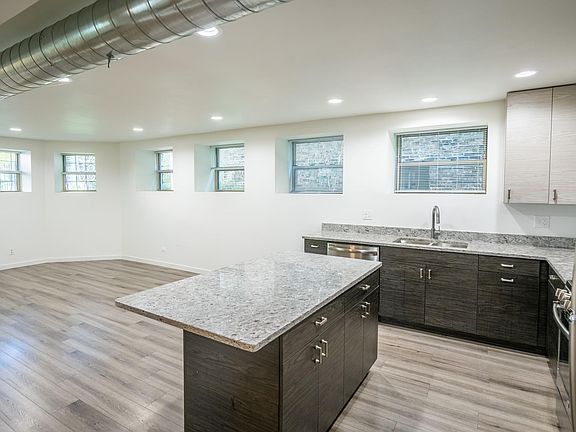 Great light with plenty of windows!