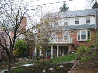 4930 30th St NW, Washington, DC 20008