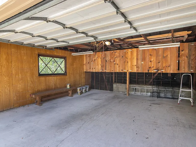 22436 Avenue San Luis — Photo 22