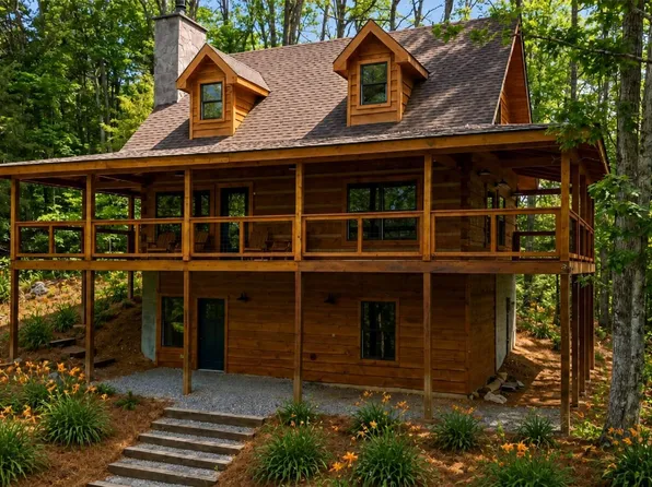 2171 Bause Watson Ln, Gatlinburg, TN 37738