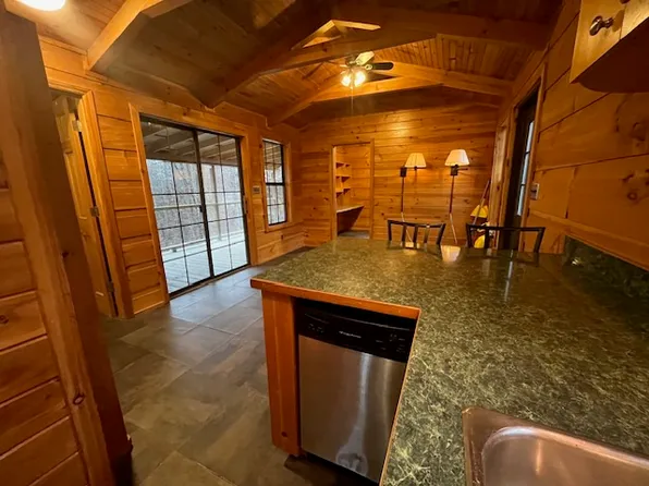 (undisclosed Address), Asheville, NC 28804