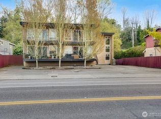 4525 S Henderson St APT 302, Seattle, WA 98118